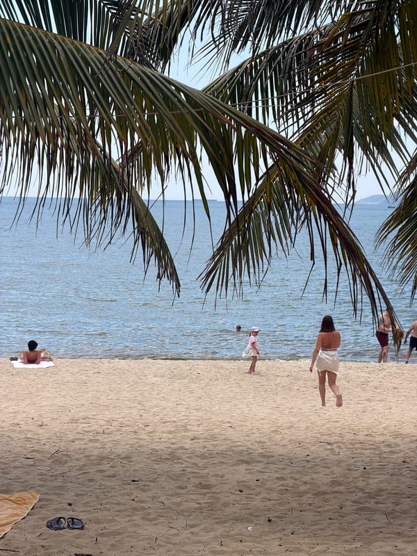 Morning documentation captures Nha Trang street life and beaches