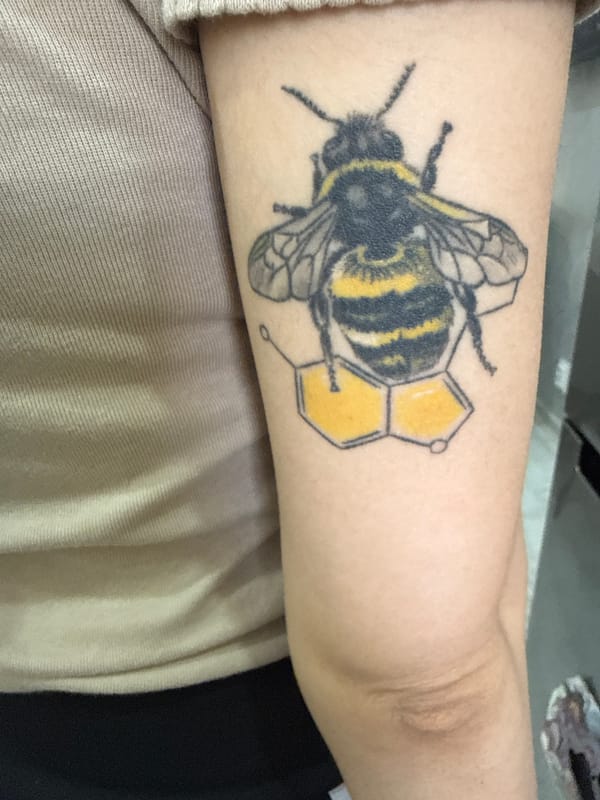 Detailed bumblebee tattoo spotted on arm in Strazhitsa, Bulgaria