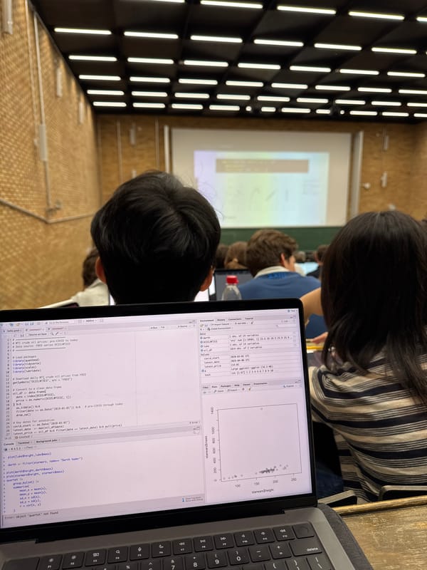 Classroom scene documented in Munich during midday session
