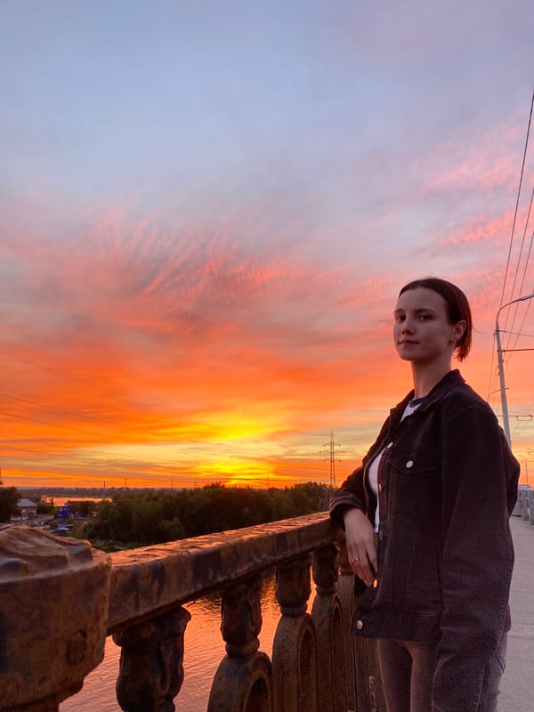 Sunset over Novokuybyshevsk, water views and rooftop hangout