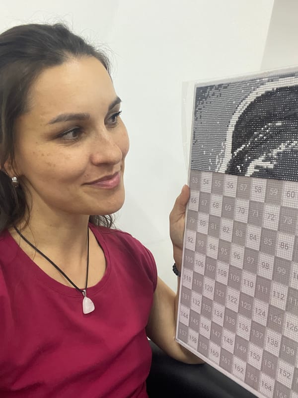 Indoor selfie and diamond painting kit, Donskoye