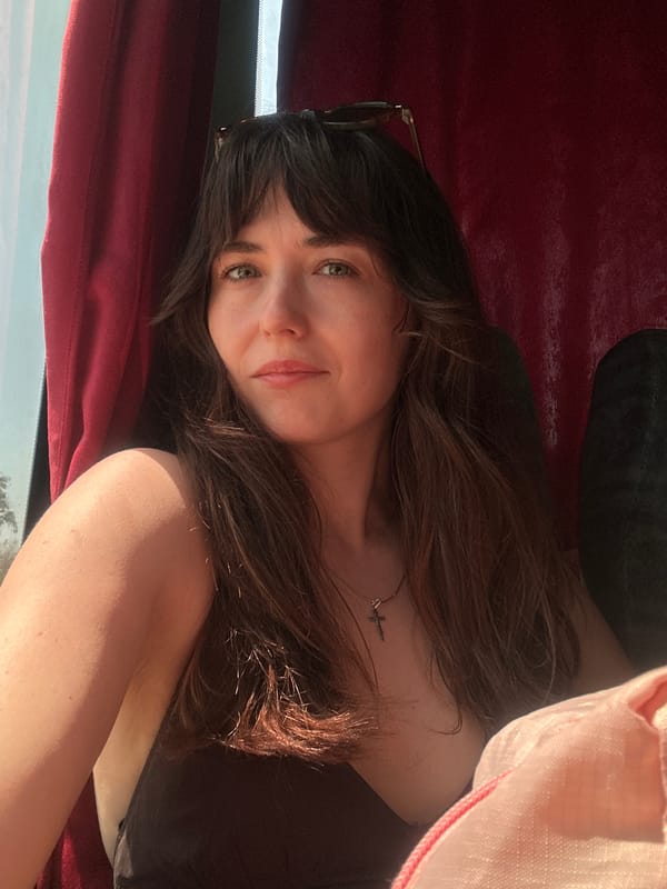 Woman spotted in casual moment in Alanya, Turkey