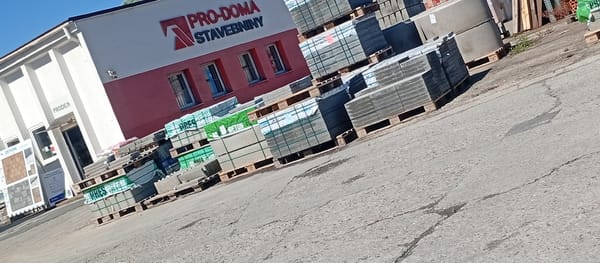 Morning visit to building supply store in Karviná documented
