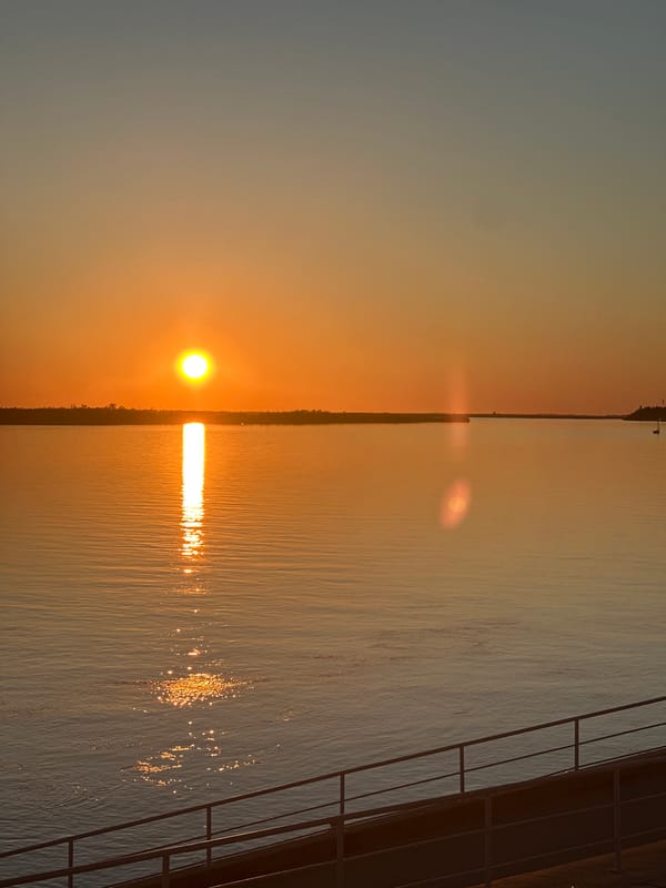 Sunset views and sunflower seeds in Khabarovsk