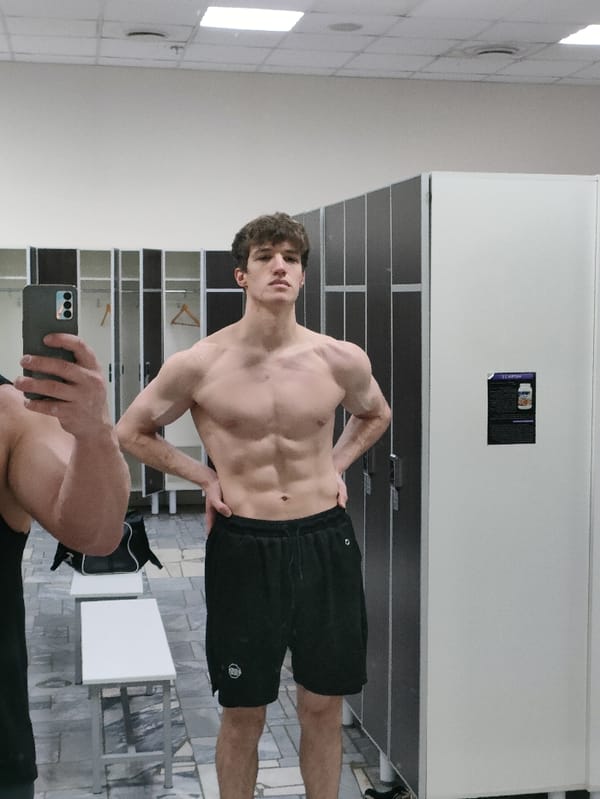 Routine gym activities documented at Chaikovsky fitness centers