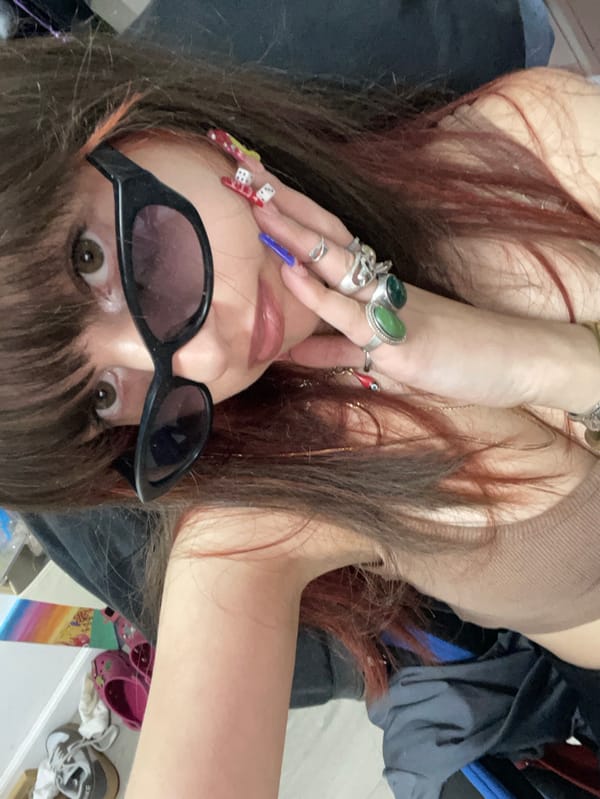 Woman Takes Extensive Selfie Session in Raanana Apartment