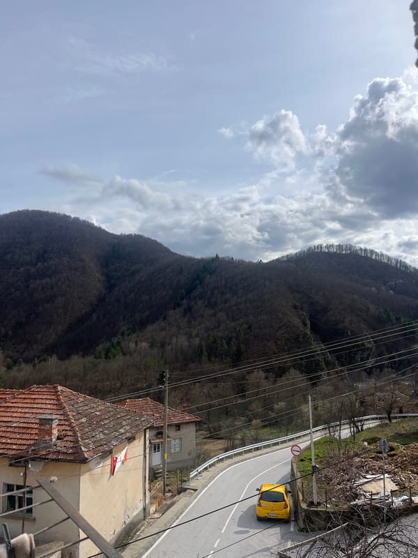 Mountain road view captured in Srednogortsi, Bulgaria