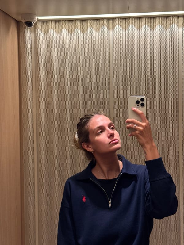 Tourist documents luxury venues across Tbilisi in morning tour