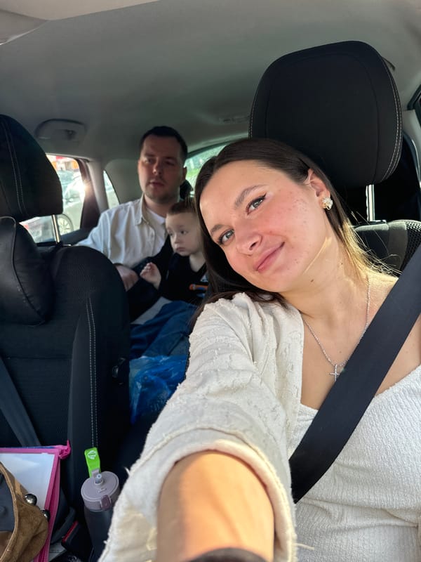 Car passengers and drivers documented routine moments in Odintsovo