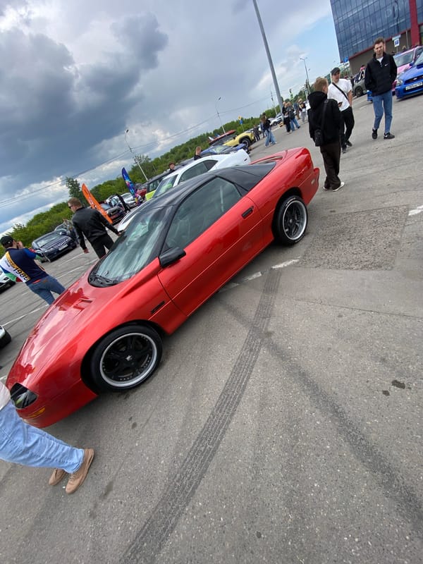 Outdoor car meet in Irkutsk draws custom builds and modified rides
