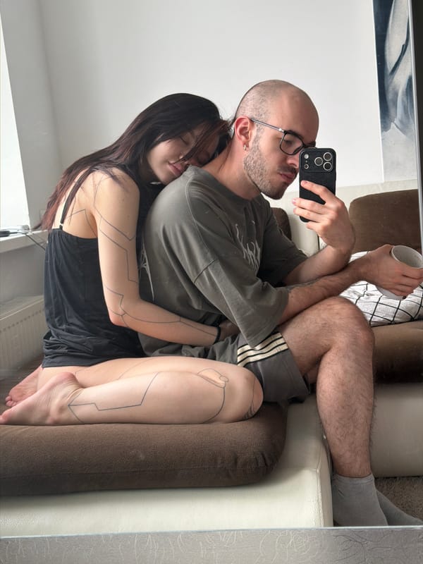 Couple spotted in mirror reflection in Khimki, Russia