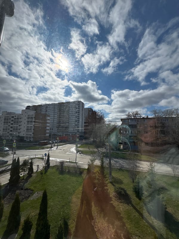 Sunny spring morning captured in Ulyanovsk residential area