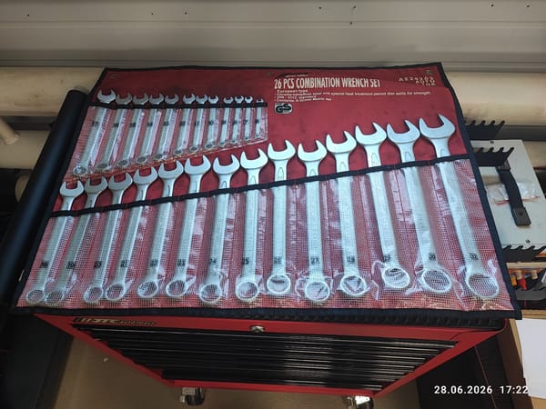 Well-stocked workshop in Lytkarino with tools and equipment