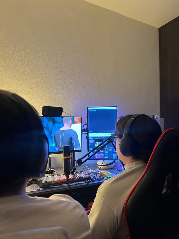 Gaming sessions and sunset views documented in Cholula, Mexico