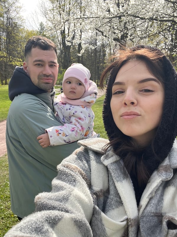 Family enjoys spring day at Catherine Park in Pushkin