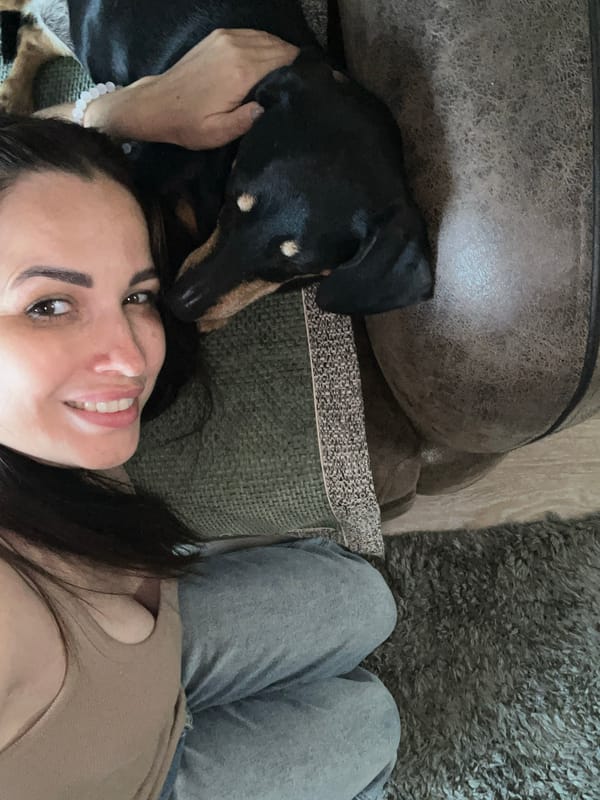 A quiet morning at home with a dachshund and lots of selfies.