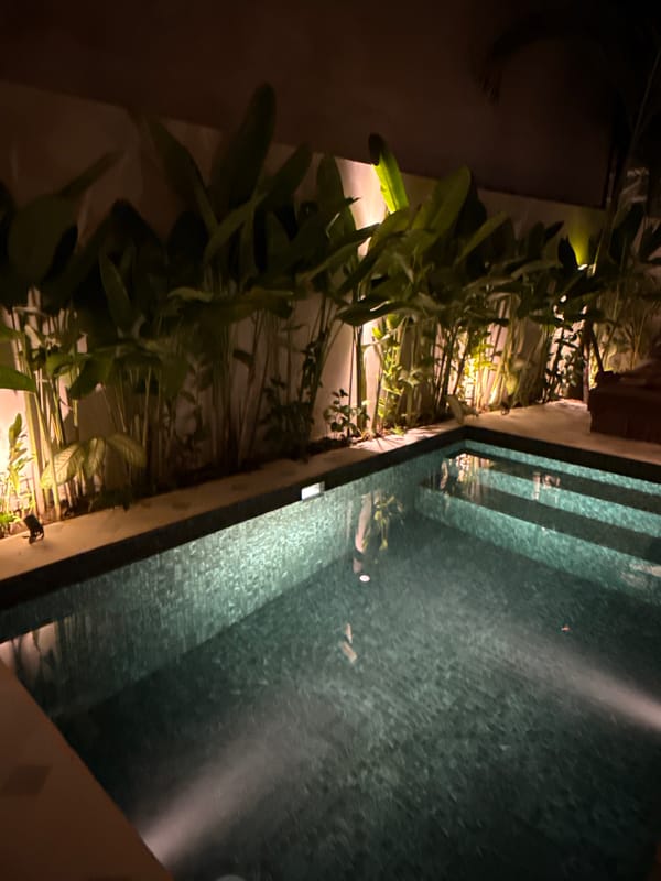 Man documents evening routine in Kuta Selatan, Indonesia