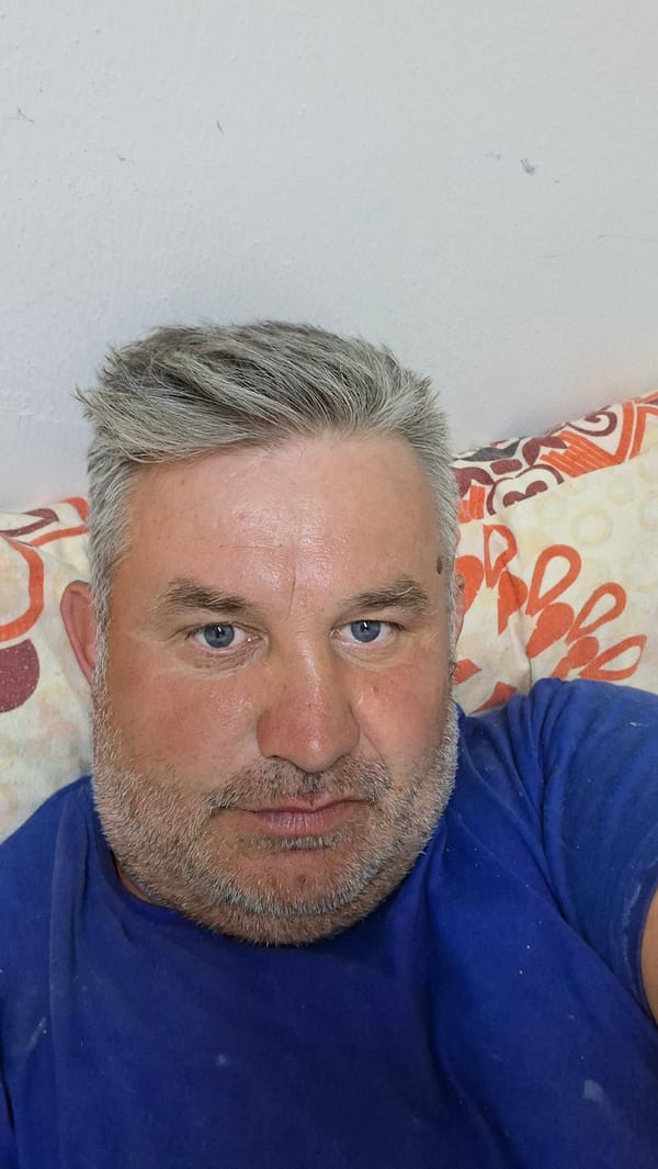 Winding down in Hîncești: selfies, a snack, and a quiet evening