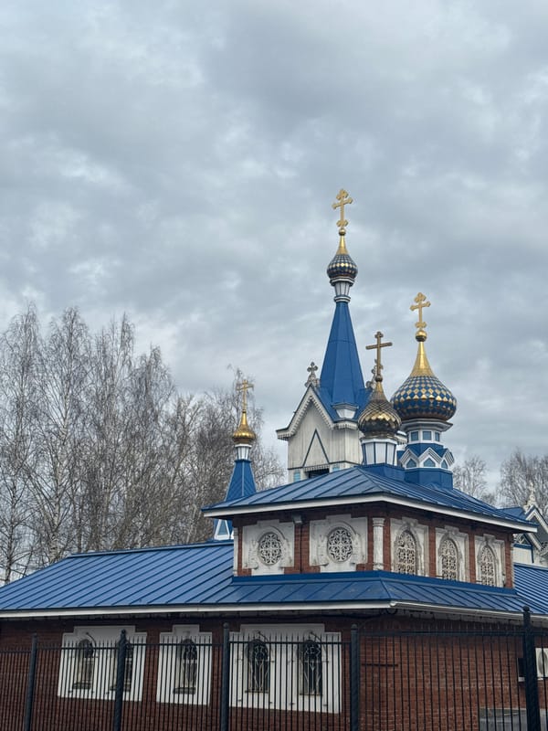 Spring morning scenes documented across Izhevsk, Russia