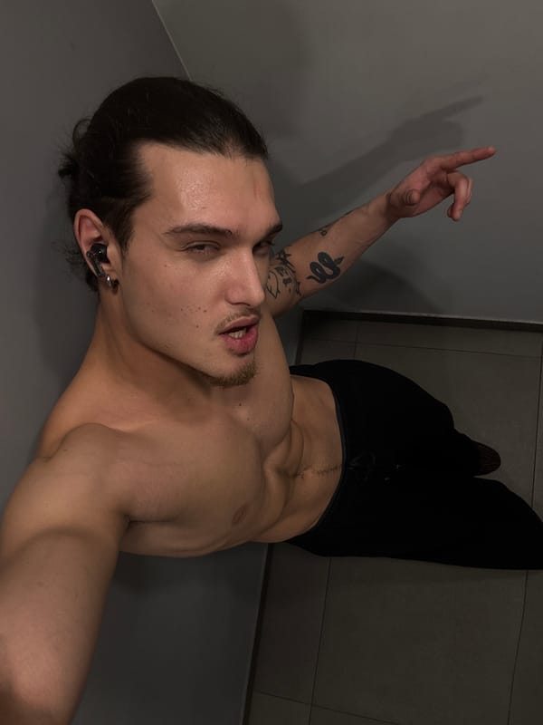 Man Takes Bathroom Selfie in Sofia