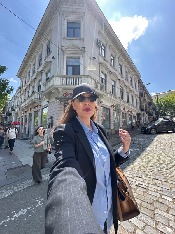 Morning street life documented across Tbilisi in 8-minute window