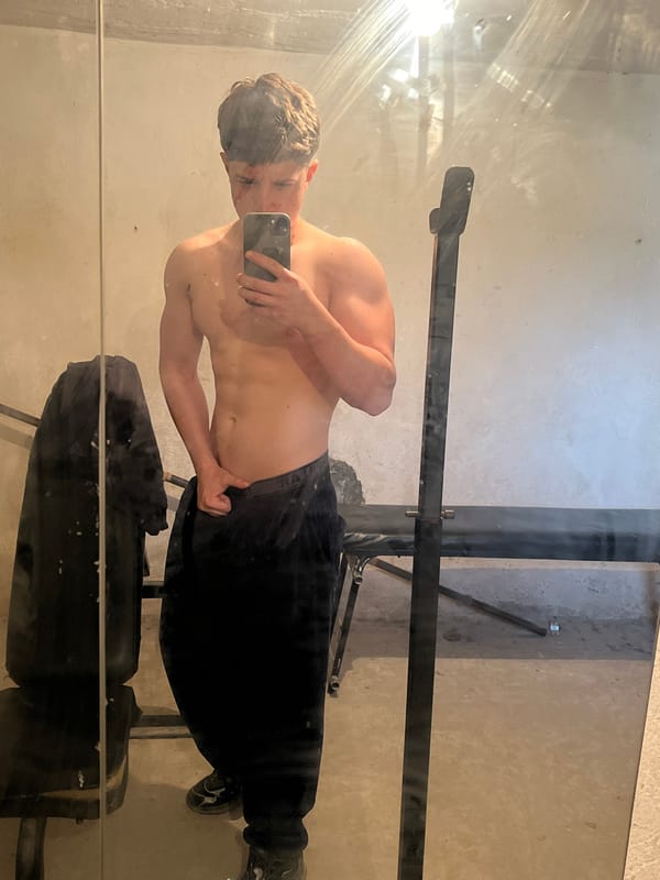 Gym selfie session captured in Zlatograd fitness facility