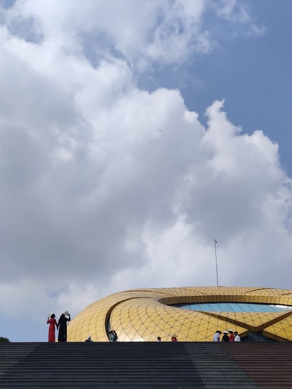 Tourists visit Golden Dome, amphitheater attractions in Da Lat