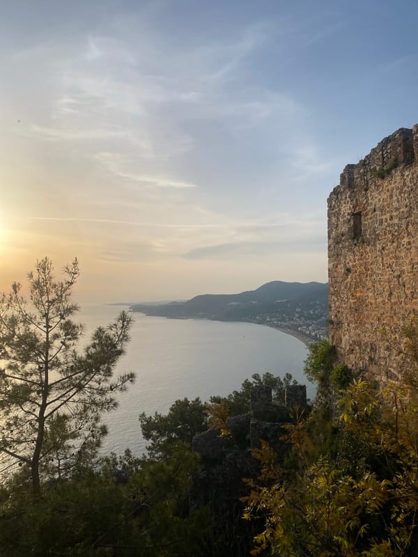 Tourist captures diverse Alanya landscapes from castle to forest