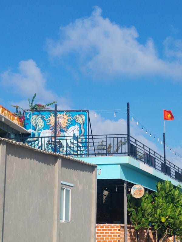 Building photographed under blue skies in Phú Quý, Vietnam
