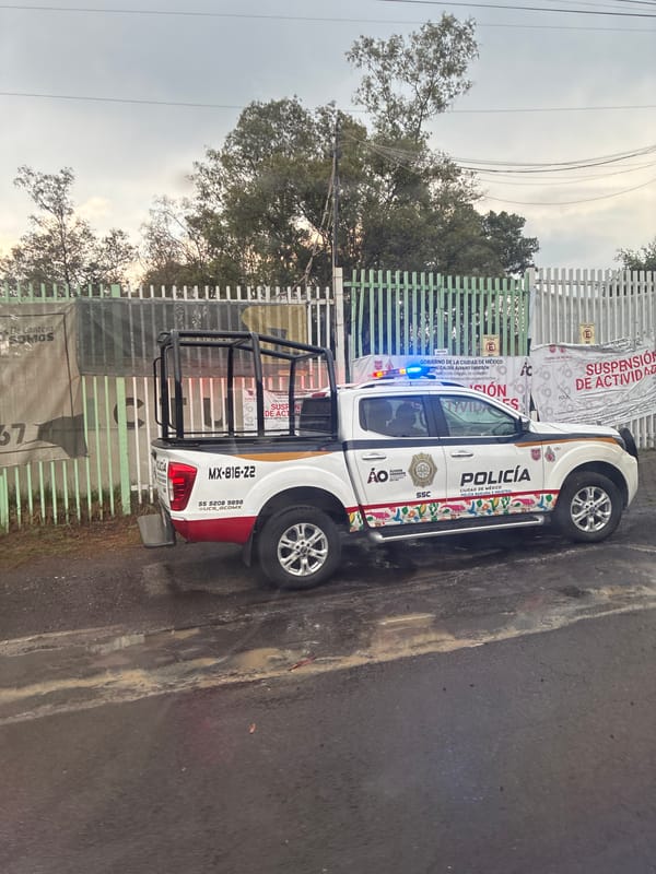 Police truck spotted on Mexico City street
