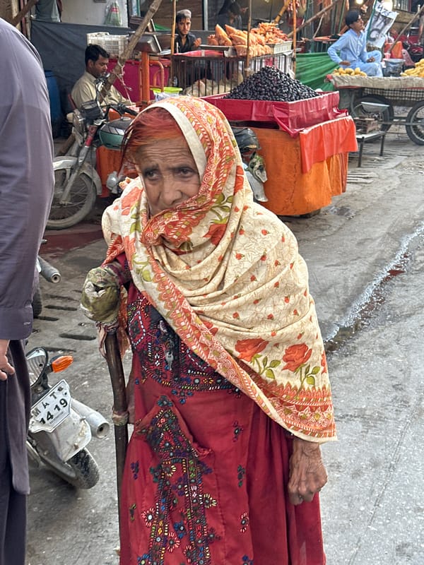 Daily street commerce observed in Quetta marketplace