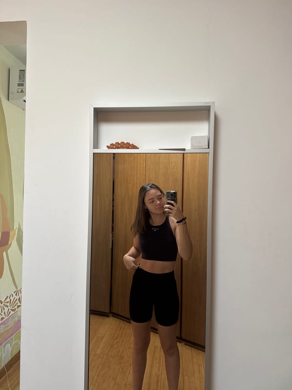 Woman Takes Mirror Selfie in Tlaxcalancingo Home