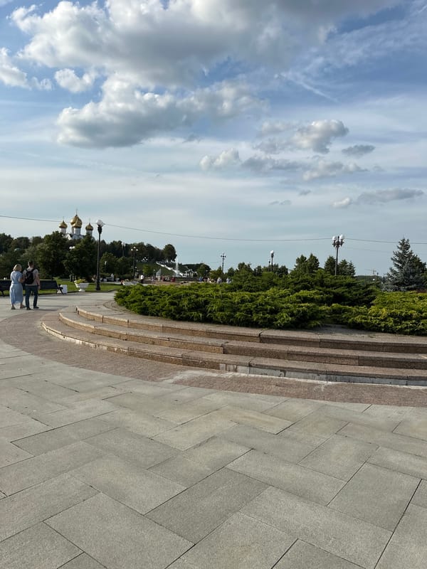 Afternoon in a Rusanovo park — fountains, monuments, and golden domes