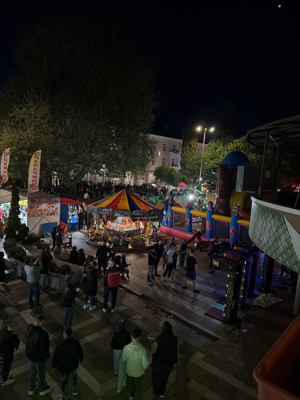 Nighttime carnival with drone display draws crowds in Peshtera