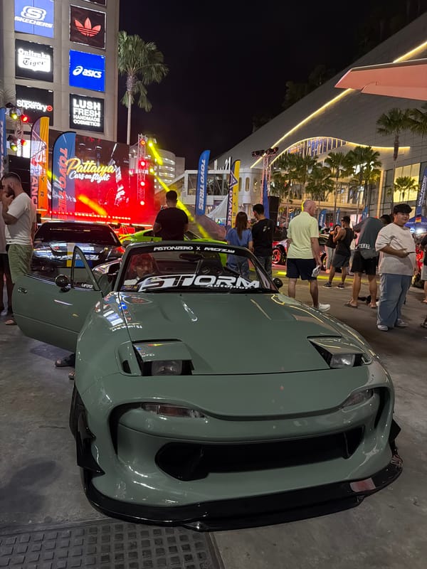 Modified car show at Terminal 21 Pattaya with airplane display