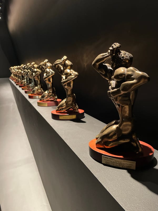 Art gallery visits documented across Moscow exhibition spaces