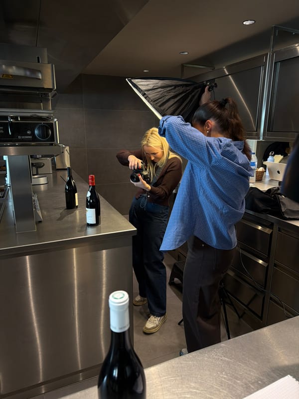 Wine photography session documented at Belgian restaurant