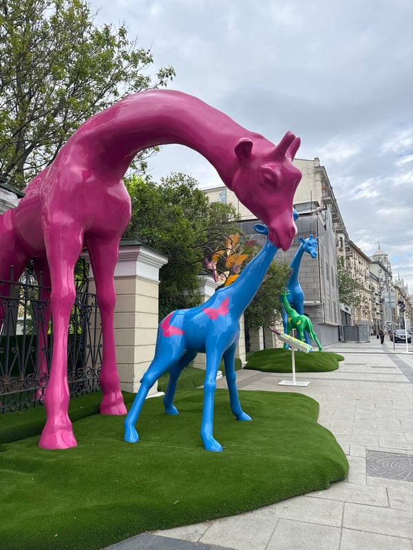 Colorful giraffe sculptures spotted in Moscow public space
