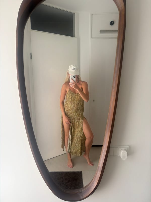 Leopard print mirror selfie in Ridderkerk