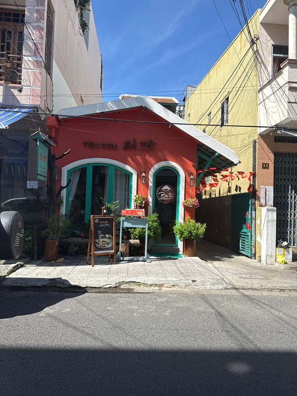Colorful Vietnamese architecture spotted in Nha Trang Ward