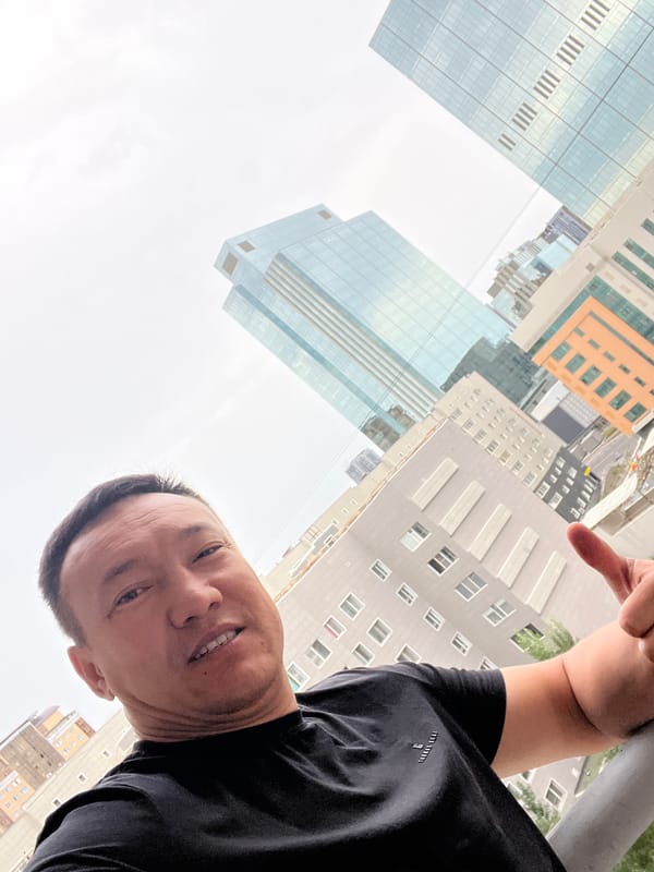 Ground to sky: casual snapshots across Astana in a minute