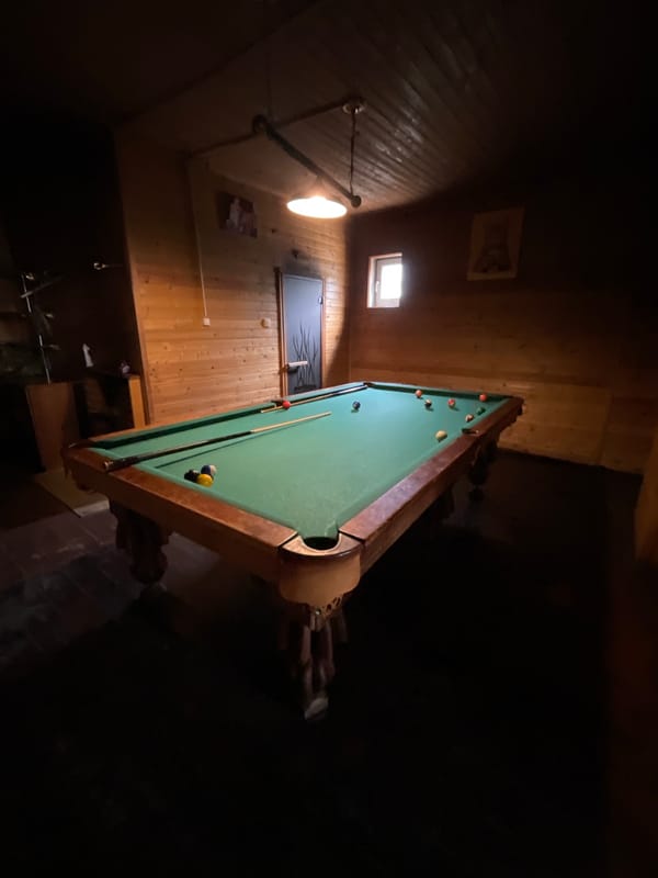 Morning Life Documented in Russian Residential Communities