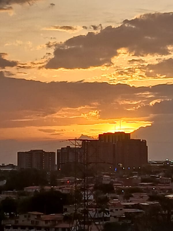 Evening moments captured in Ciudad Guayana, Venezuela