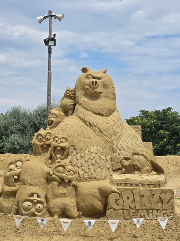 Outdoor sand sculpture exhibition features Grizzy & the Lemmings characters