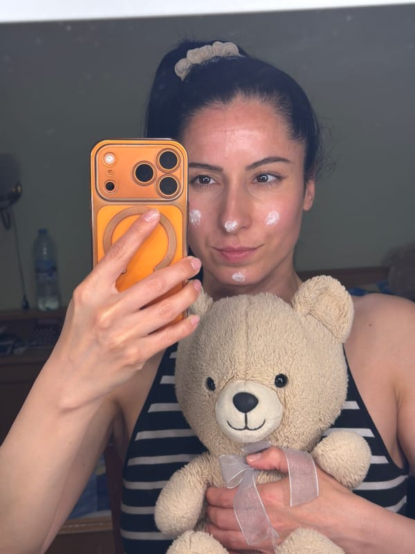 Evening skincare routine and crescent moon sighting in Pleven