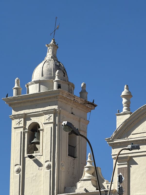 Asunción's Metropolitan Cathedral on a clear afternoon