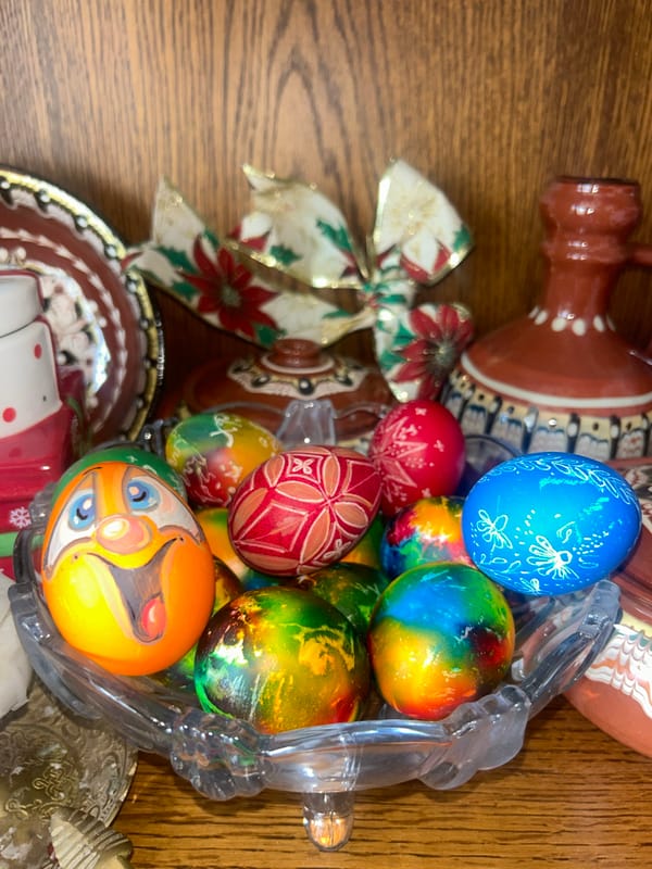Artist creates decorated Easter eggs in Bulgarian village