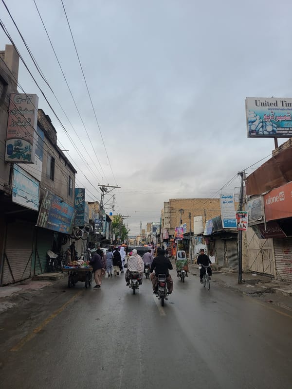 Wet streets observed in Quetta after apparent rainfall