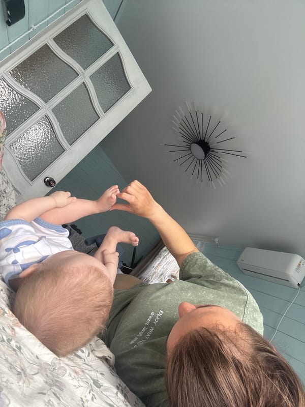 Family morning captured in Russian home with infant, pets