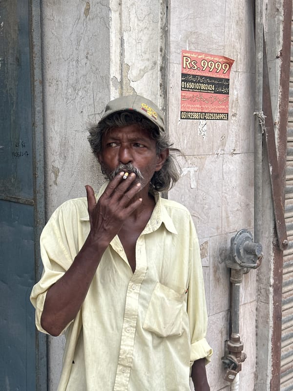 Two candid street moments from Karachi, seconds apart